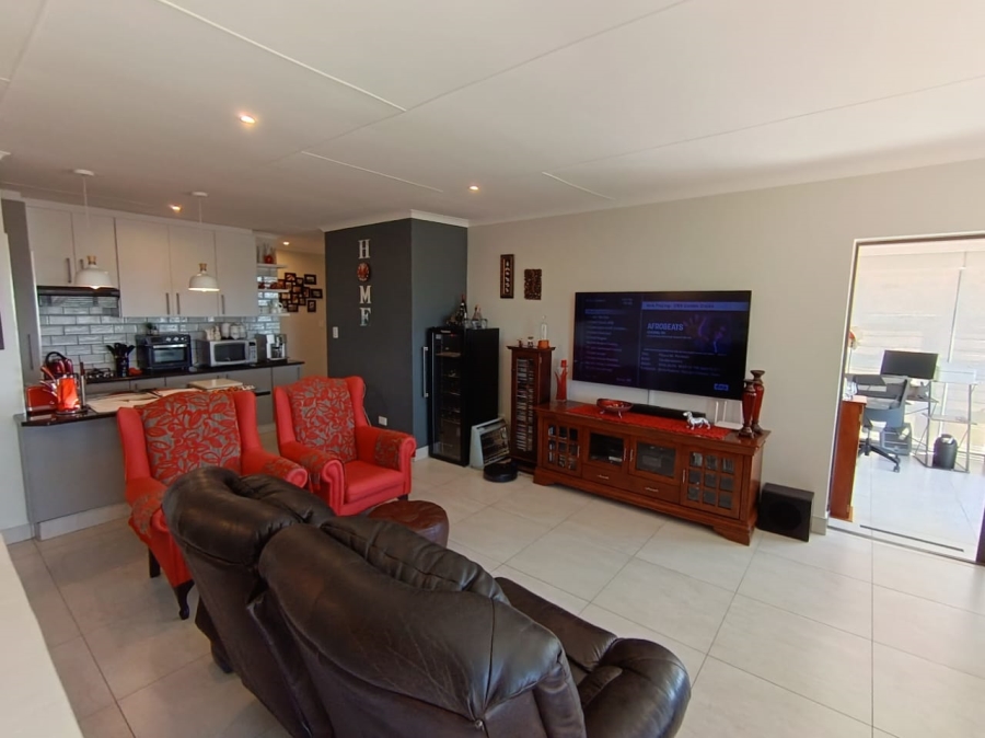 3 Bedroom Property for Sale in Island View Western Cape